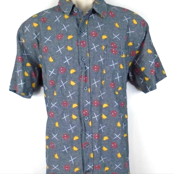 Deadpool button up shirt. - Picture 1 of 9